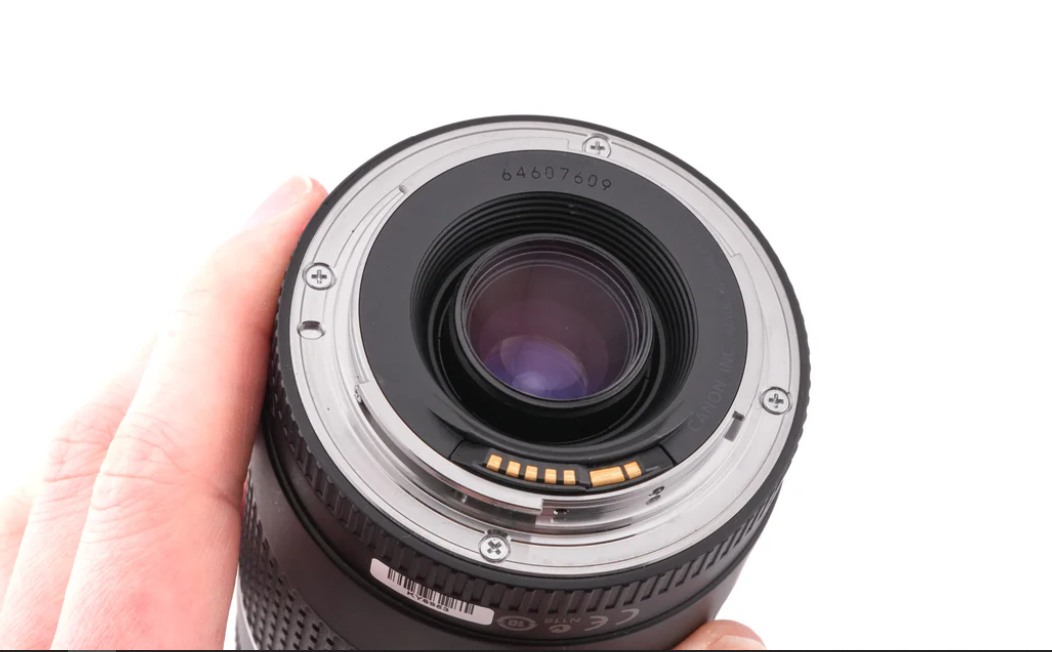 Canon 75-300mm f/4-5.6 III Telephoto Zoom Lens - Image 4