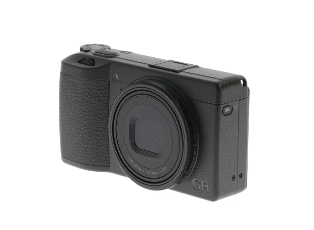 Ricoh GR III Digital Camera with 18.3mm f/2.8 Lens - Image 3